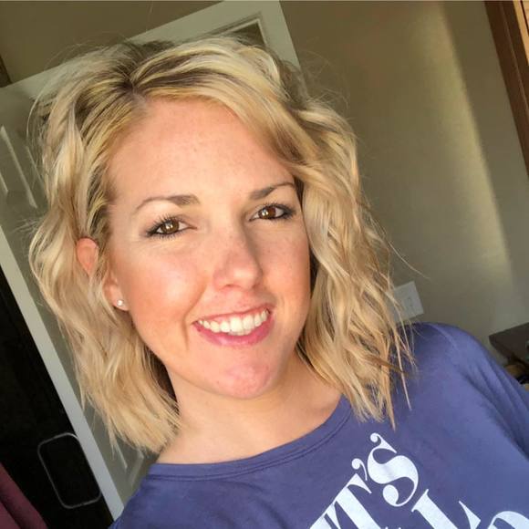 Meet your Posher, Nicolette - Picture 1 of 1